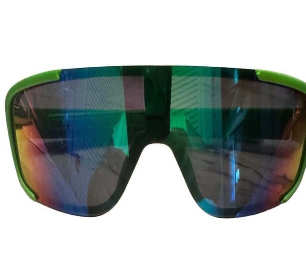 Oakley 3017 Sports Sunglasses with Neon Green Frame and Reflective Lenses